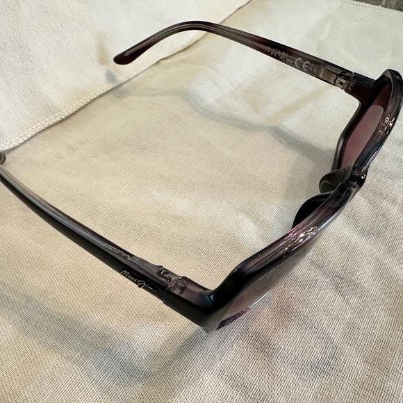 Maui Jim Women’s Sunglasses - Cloud Break STG-SG - Picture 7 of 7